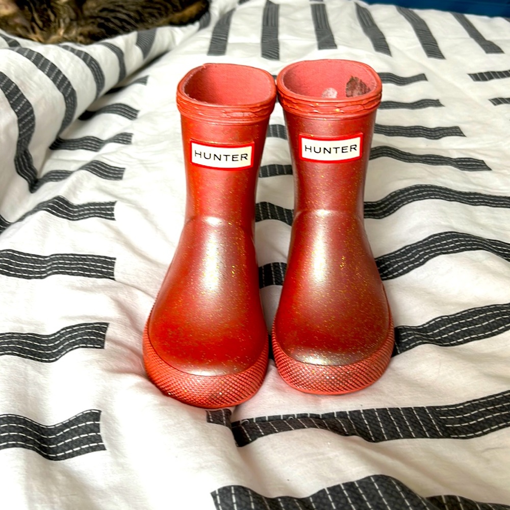 Pink with gold sparkle hunter boots size 5